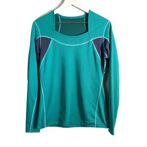 Patagonia Sunshade Square Neckline Long‎ Sleeved Shirt